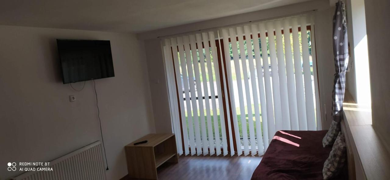 Apartmany Natalie Dvory nad Luznici Ngoại thất bức ảnh